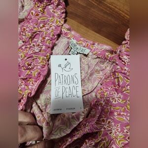 Patrons of Peace Pink and Green Floral Cropped Tank. NWT. Size Small